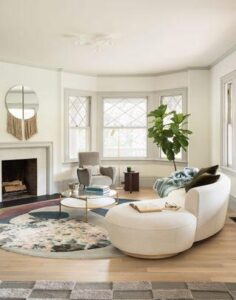 Fashion Meets Comfort: A Mom’s Guide to Stylish Living!