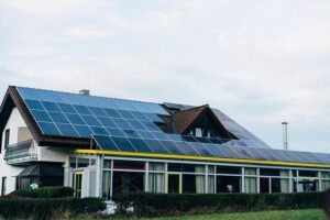 Fun Ways to Boost Your Home’s Energy Efficiency with Kids!