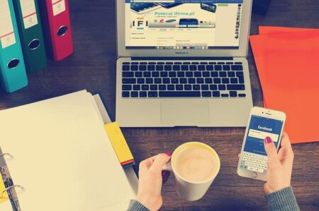 Empowering Your Teen: Navigating the Social Media Maze Together
