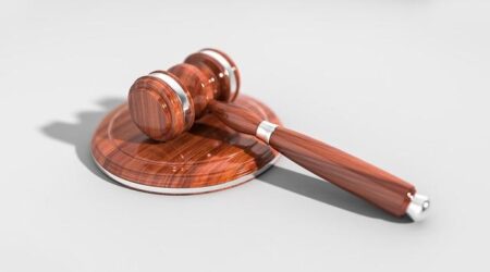 Navigating Judgment: Tips for Confident Parenting Choices