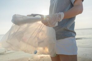 Simple Tips for Your Family to Reduce Plastic Waste Together