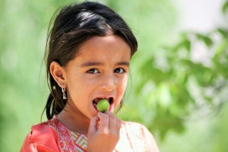 Fun and Easy Tips to Make Healthy Eating Exciting for Kids!