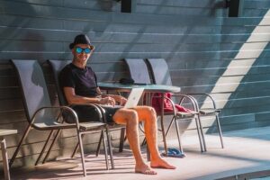 Balancing Work Travel and Parenting: Tips for Success