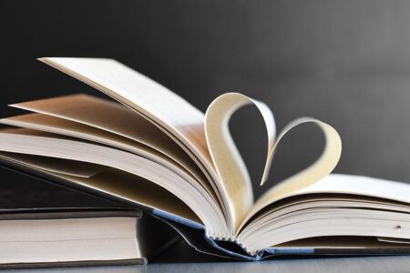 Unlocking Minds: How Storytelling Fuels Cognitive Growth