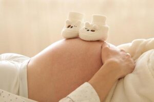 Balancing Parenting Expectations with Reality: A Practical Guide