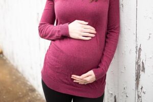 Embrace Effortless Style: Crafting Your Mom Life Capsule Wardrobe