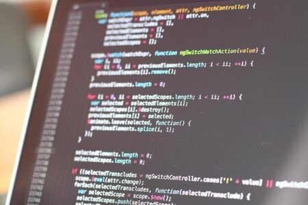 Top Platforms for Introducing Coding to Kids: A Beginner’s Guide